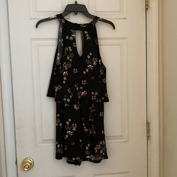 Juniors black floral romper with halter top - Size Large - Picture 1 of 2